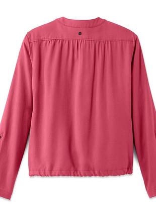 Куртка-вітровка ягідного кольору в стилі casual від tchibo (німеччина)4 фото