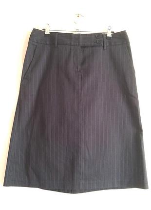 Классическая серая офисная юбка в полоску с разрезом benetton бенетон xxl