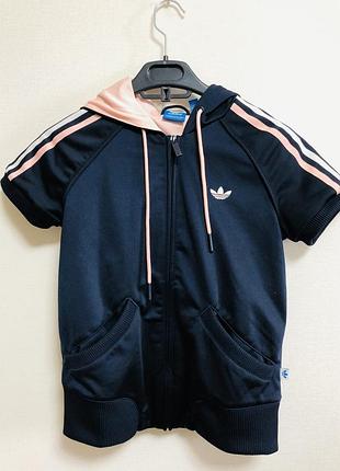 Спортивна кофтинка adidas , спортивний жіночий одяг