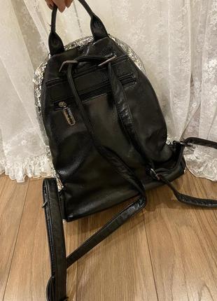 Портфель-рюкзак, один раз одягнена , купували за 40007 фото