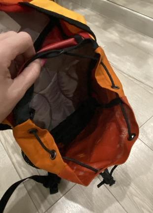 Оранжевый рюкзак 🎒 есть детские и брэндовые вещи6 фото