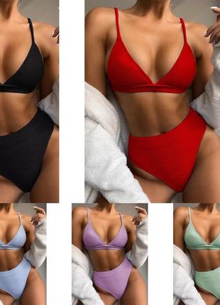 Ідеально простий купальник в рубчик