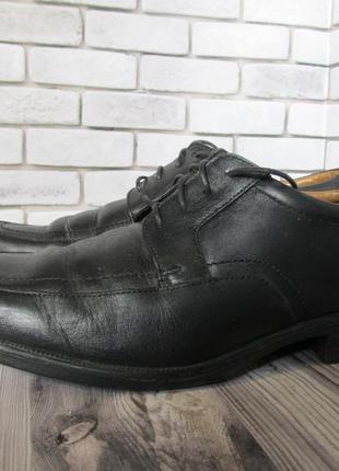 Кожаные туфли clarks