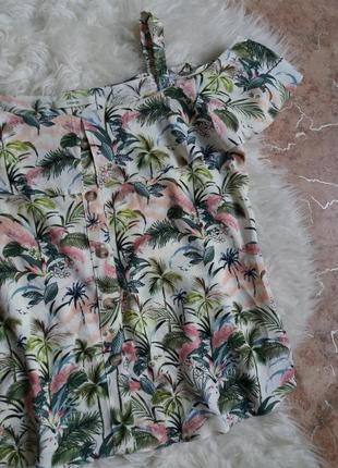 Блуза с открытыми плечами в пальмовый принт4 фото