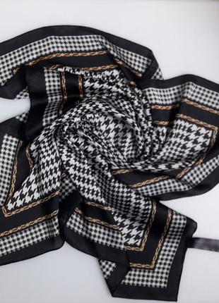 Трендовый модный платок принт "гусиная лапка" черно-бело-золото цветовая гамма8 фото
