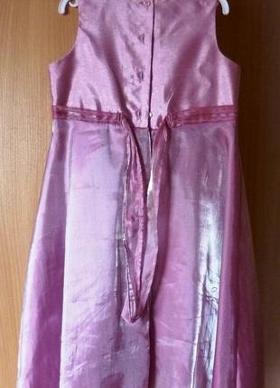 Нарядное лиловое платье на 4-6 лет4 фото