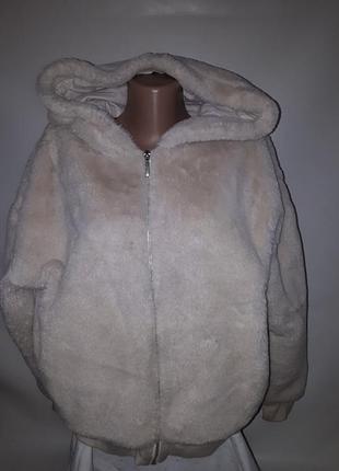 Пудрова меховай курточка з капюшоном