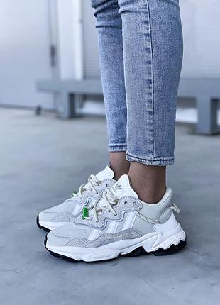 Кроссовки женские adidas