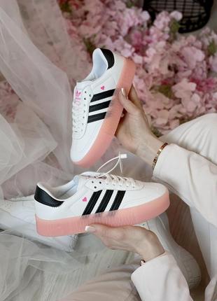 Женские кроссовки адидас белые adidas1 фото