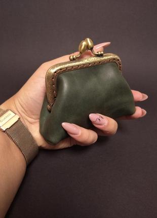 Маленький знлений гаманець ручної роботи3 фото