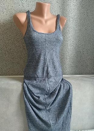 Сукню