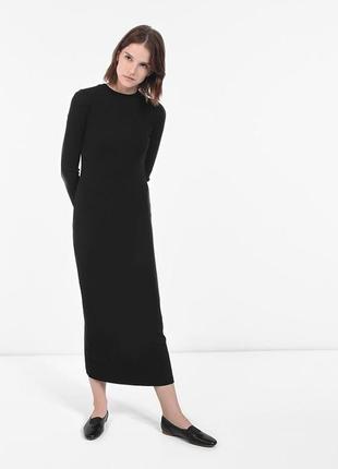 Шерстяное стильное платье