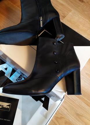 Фірмові нові демісезонні черевички чобітки alba шкіра3 фото