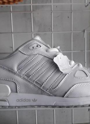 Мужские кроссовки adidas zx750 белые