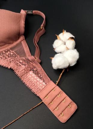 Шикарный кружевной бюстгальтер lightly lined lace plunge bra vs3 фото