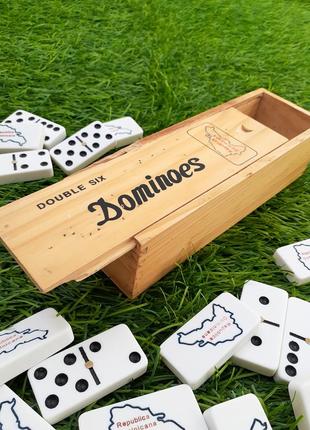 Домино dominoes republica dominicana карбамид в деревянной коробке2 фото