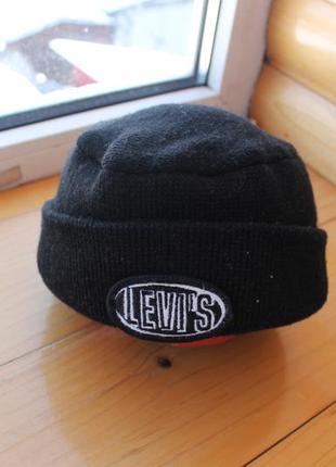 Необычная шапка levis1 фото