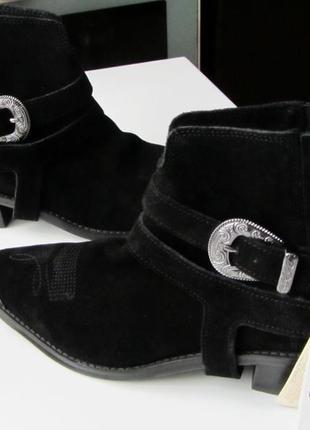 Стильные казаки mango