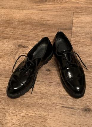 Туфли vitto rossi чёрные кожаные на шнурках, оксфорды3 фото