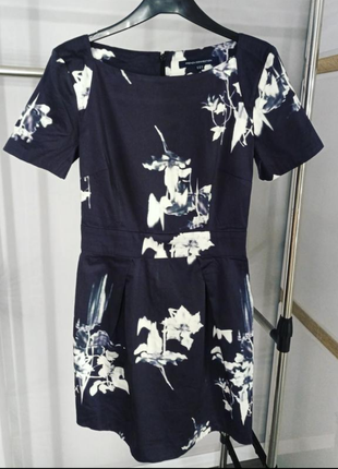 Летнее хлопковое короткое мини платье в цветы french connection