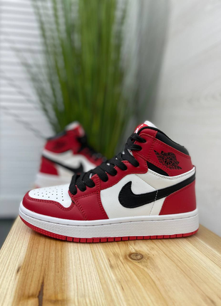 Женские кроссовки nike air jordan 1 white/red3 фото