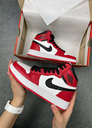 Женские кроссовки nike air jordan 1 white/red4 фото