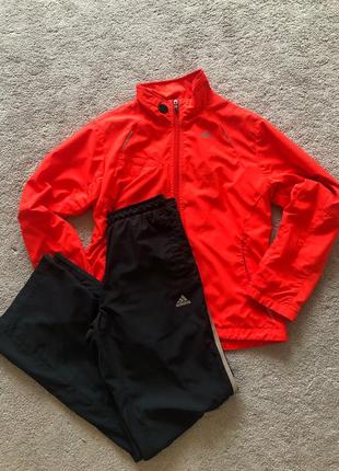 Оригінальний костюм adidas