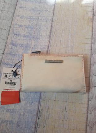Кошильок stradivarius