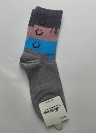 Носки женские высокие со смайлами и цветной комбинированной резинкой modernty турция