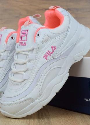 Кросівки жіночі fila ray1 фото