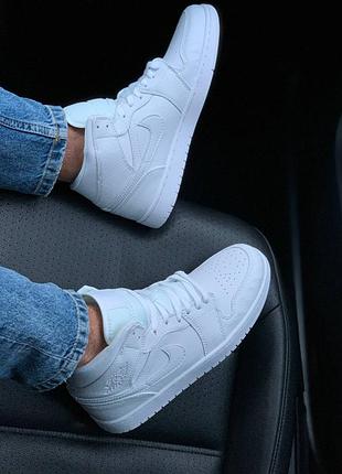 Nike jordan 1 mid triple white, кроссовки найк джорданы