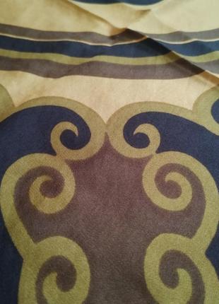 Красивый шелковый платок.3 фото