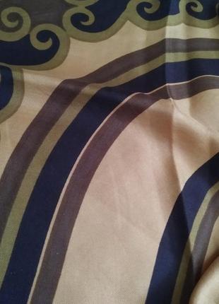 Красивый шелковый платок.4 фото