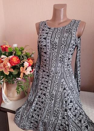 Cтильна сукня ..