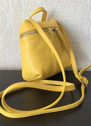 Сумка-рюкзак 29535 /италия/ мини натуральная кожа желтый3 фото