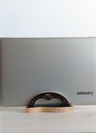 Вертикальна підставка для ноутбука дерев'яна3 фото