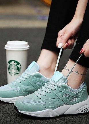 Кросівки жіночі "trinomic"