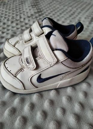Кросівки шкіряні nike