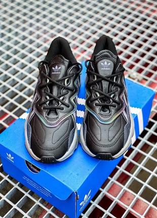 Кроссовки adidas ozweego black leather/xeno on-foot3 фото
