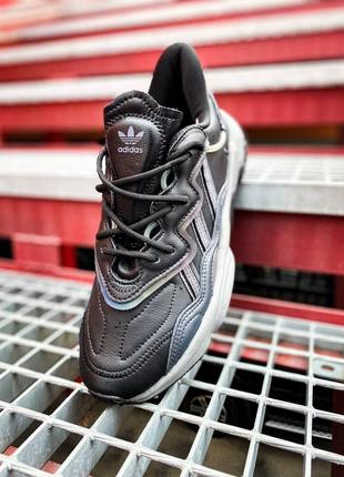Кроссовки adidas ozweego black leather/xeno on-foot4 фото