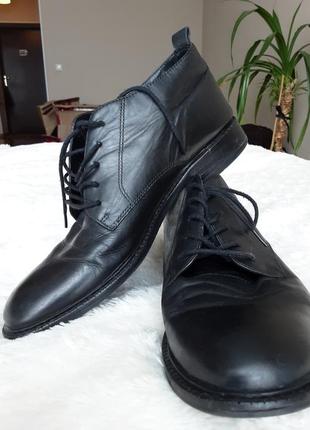 Шкіряні чорні туфлі carlo pazolini 36