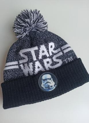 Красивая теплая шапка для мальчика star wars