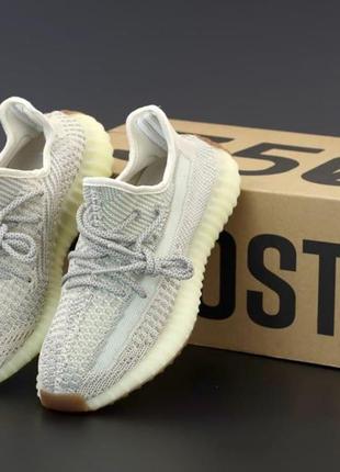 Чоловічі кросівки adidas yeezy 3502 фото