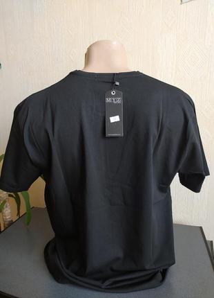 Черная футболка база прямого кроя базовая