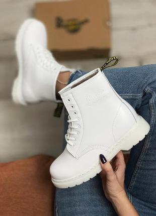 Ботинки белые доктор мартинс зимние с мехом женские dr.martens white