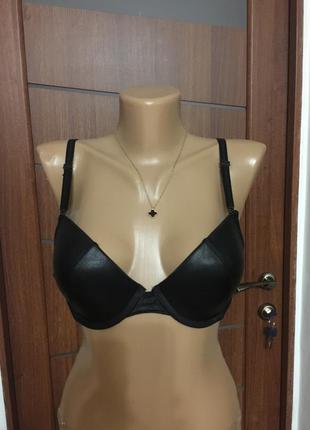 Бюстгальтер