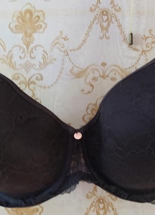 Бюстгальтер