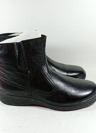 Зимові шкіряні чоботи. хутро, фірма solo stile179 розміри: 39,40,41,42,43,44,45.
