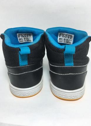 Демисезонные кроссовки adidas, р226 фото