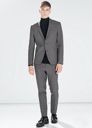 Продам костюм zara